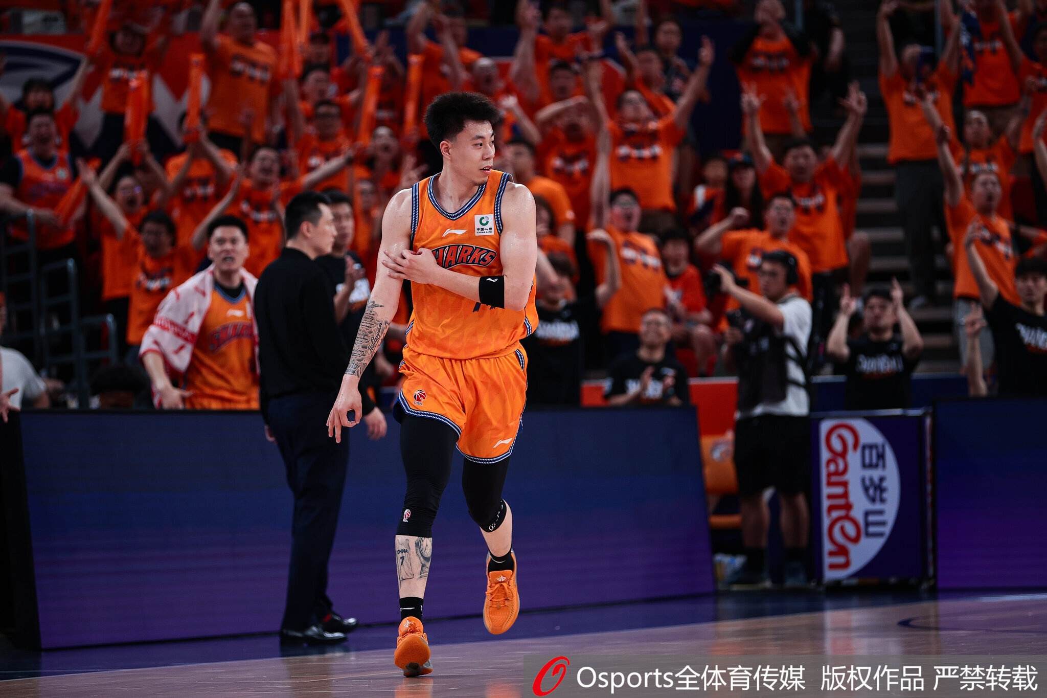 开yun体育app官方下载-媒体人：赵睿/周琦/胡明轩等人落选有各自原因 张镇麟则令人意外